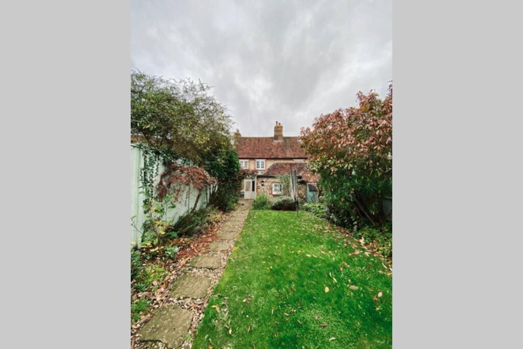 Angel Cottage, Boxgrove, Chichester - Relax And Unwind Exterior foto